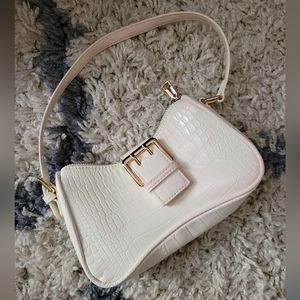Princess Polly small off white pink purse
